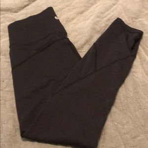 Size 8 black lululemon in movement leggings